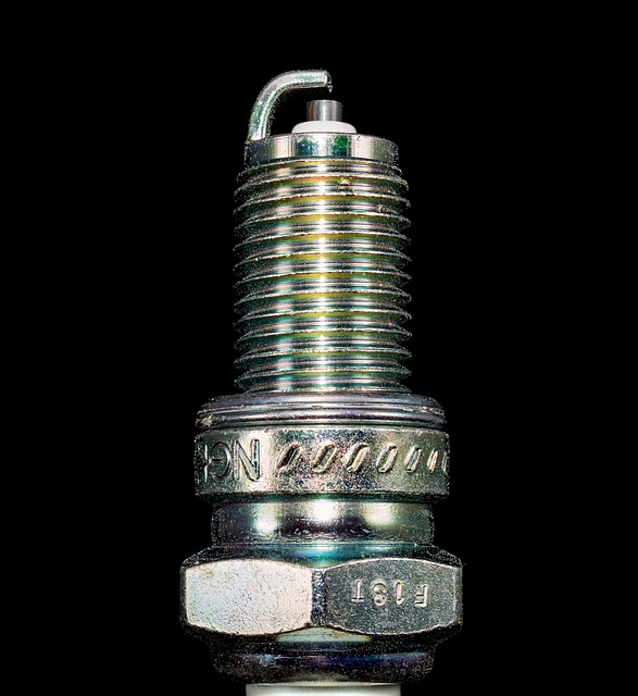 do diesel engines have spark plugs