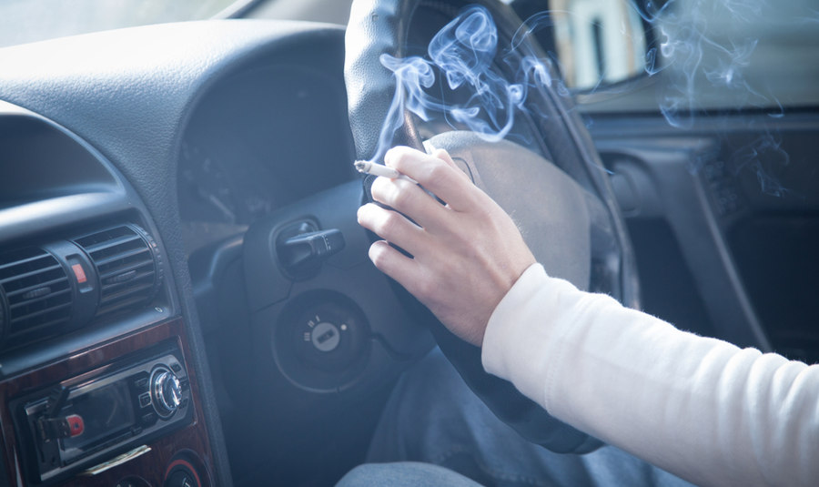 Smoking in car banned